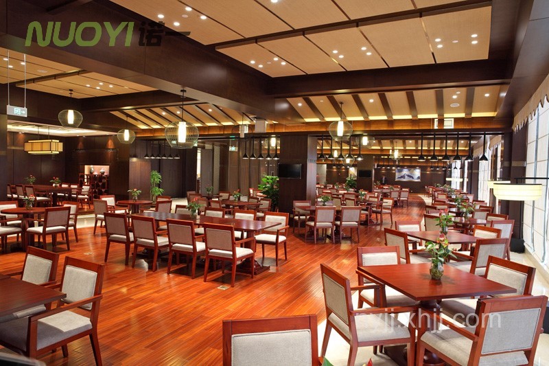 酒店大厅餐桌椅套装21  点击图片查看原图 产品分类: 酒店餐厅桌椅