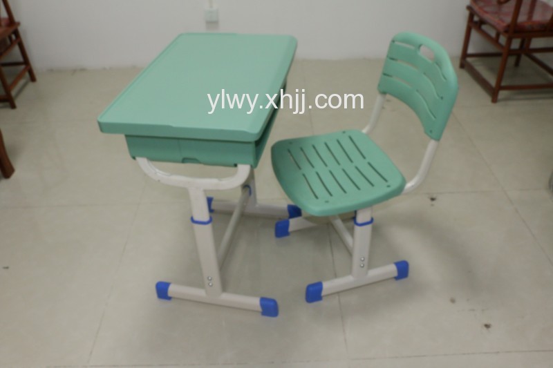 学生升降书桌/课桌椅