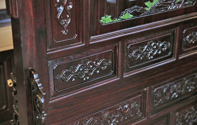 香河紫福堂红木家具带您判断您选购买的家具是否红木