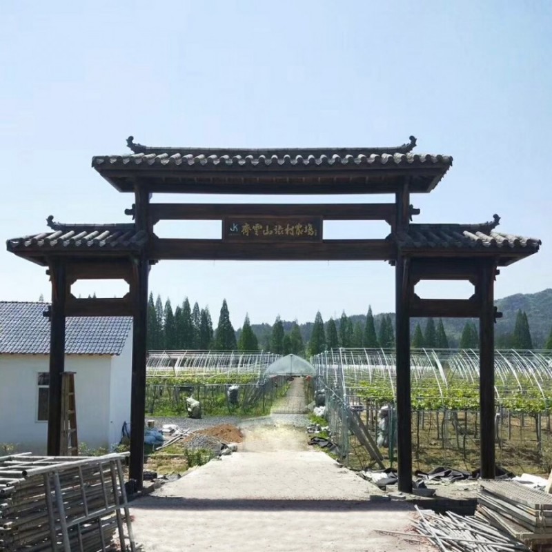 碳化木户外旅游景点大门定制
