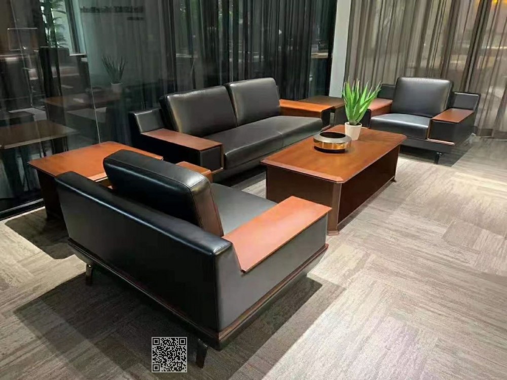 实木复合板油漆产品