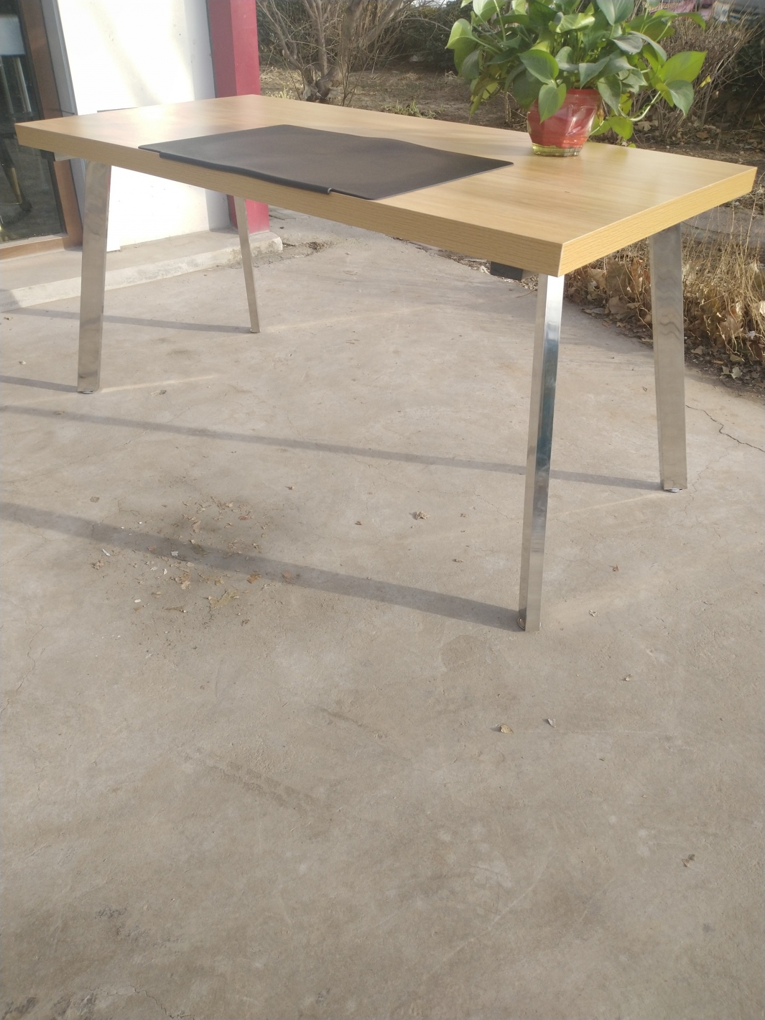 不绣钢八字班台