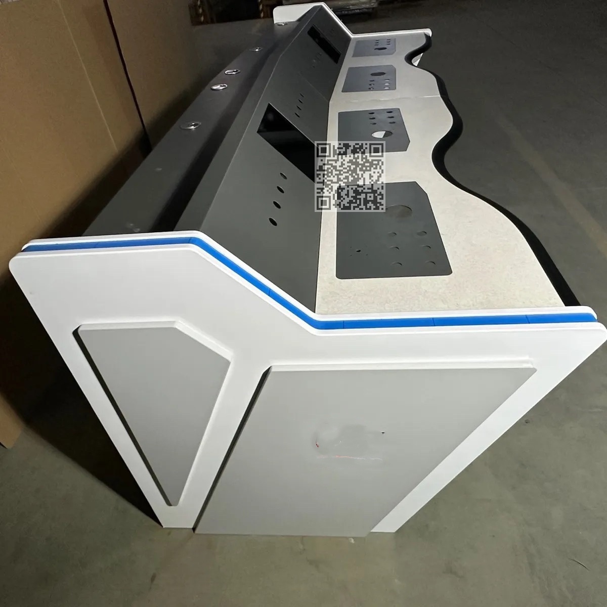 监控操作台又叫监控台，监控台为存放管理工具的框架