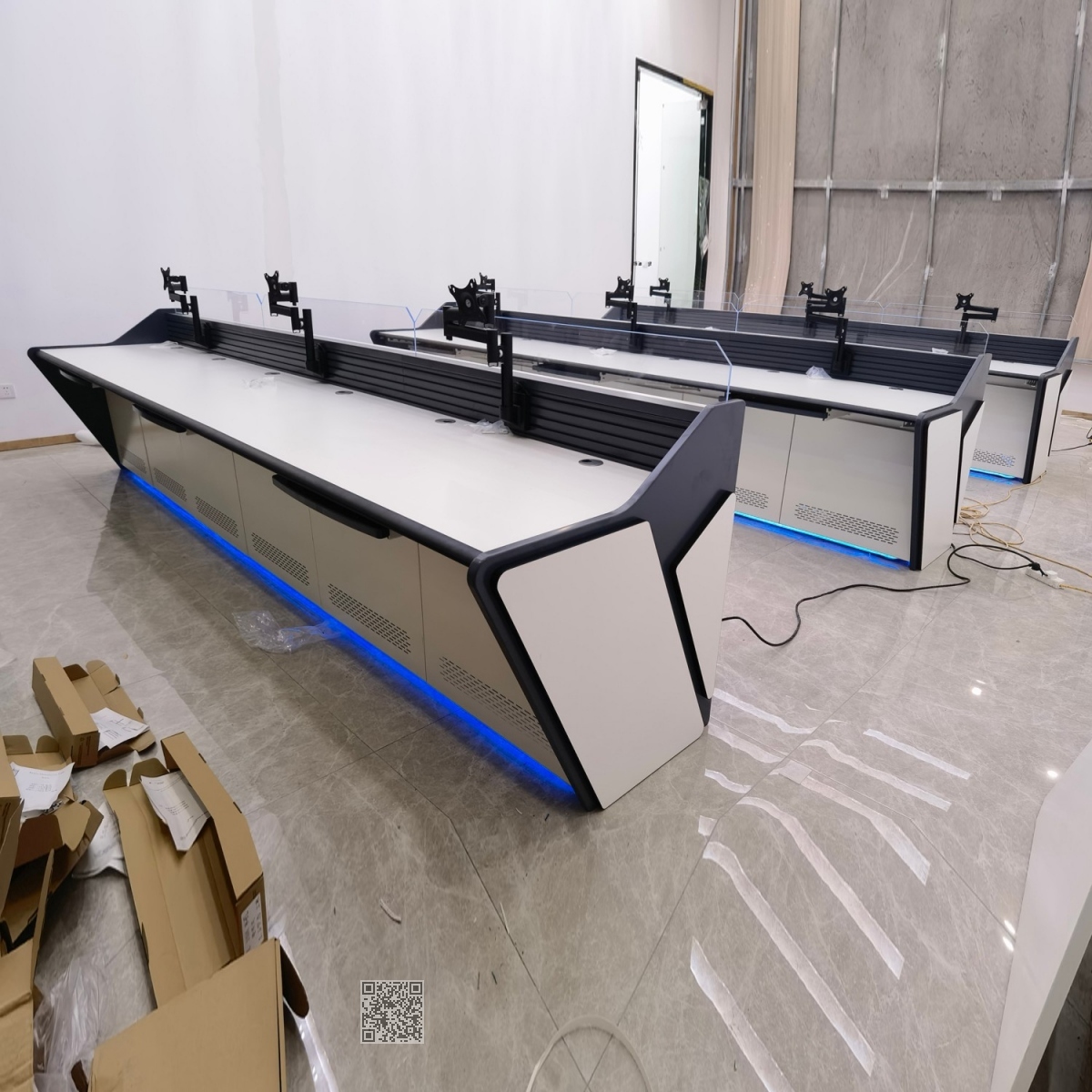 35 操作台