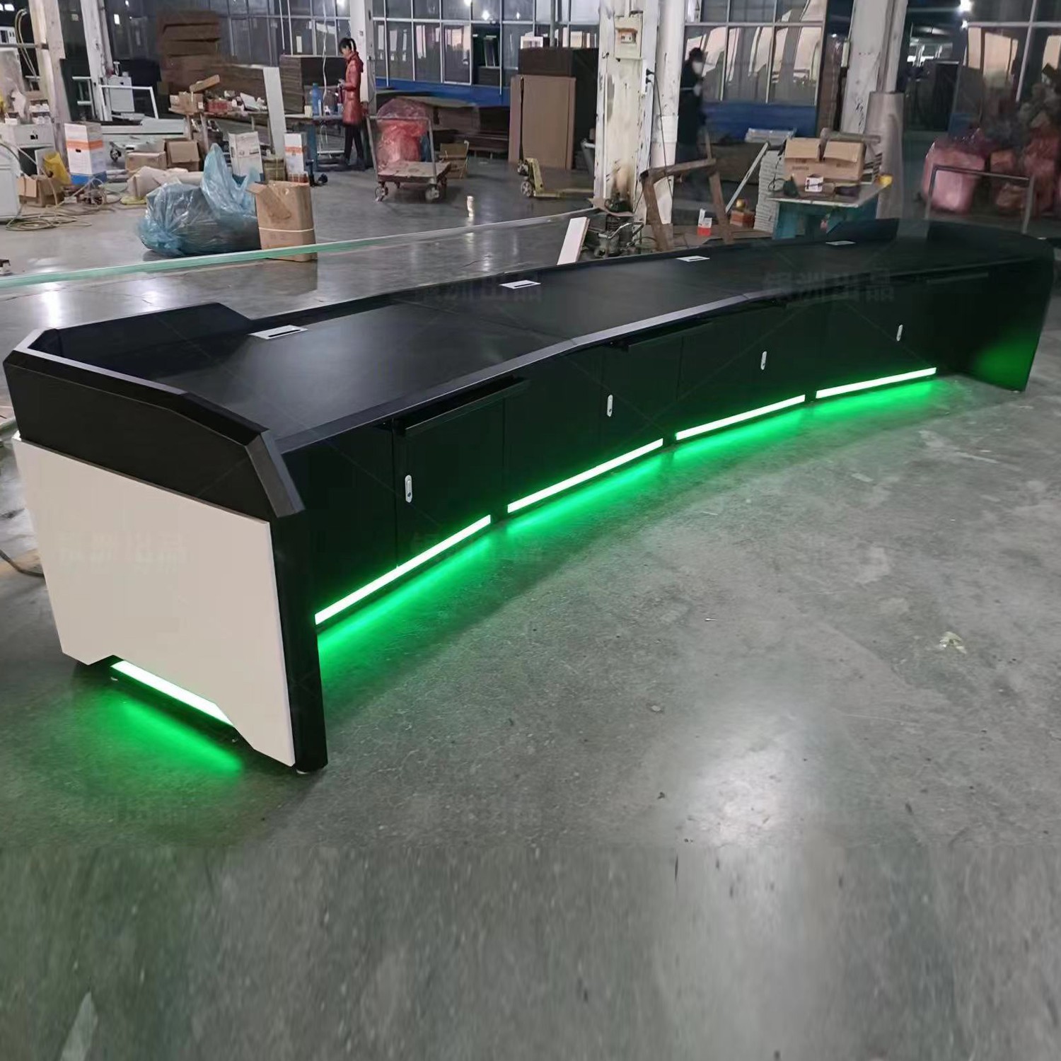 10 操作台