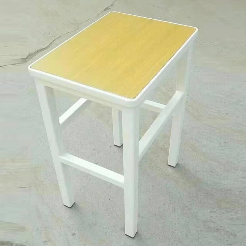 D03-凳子
