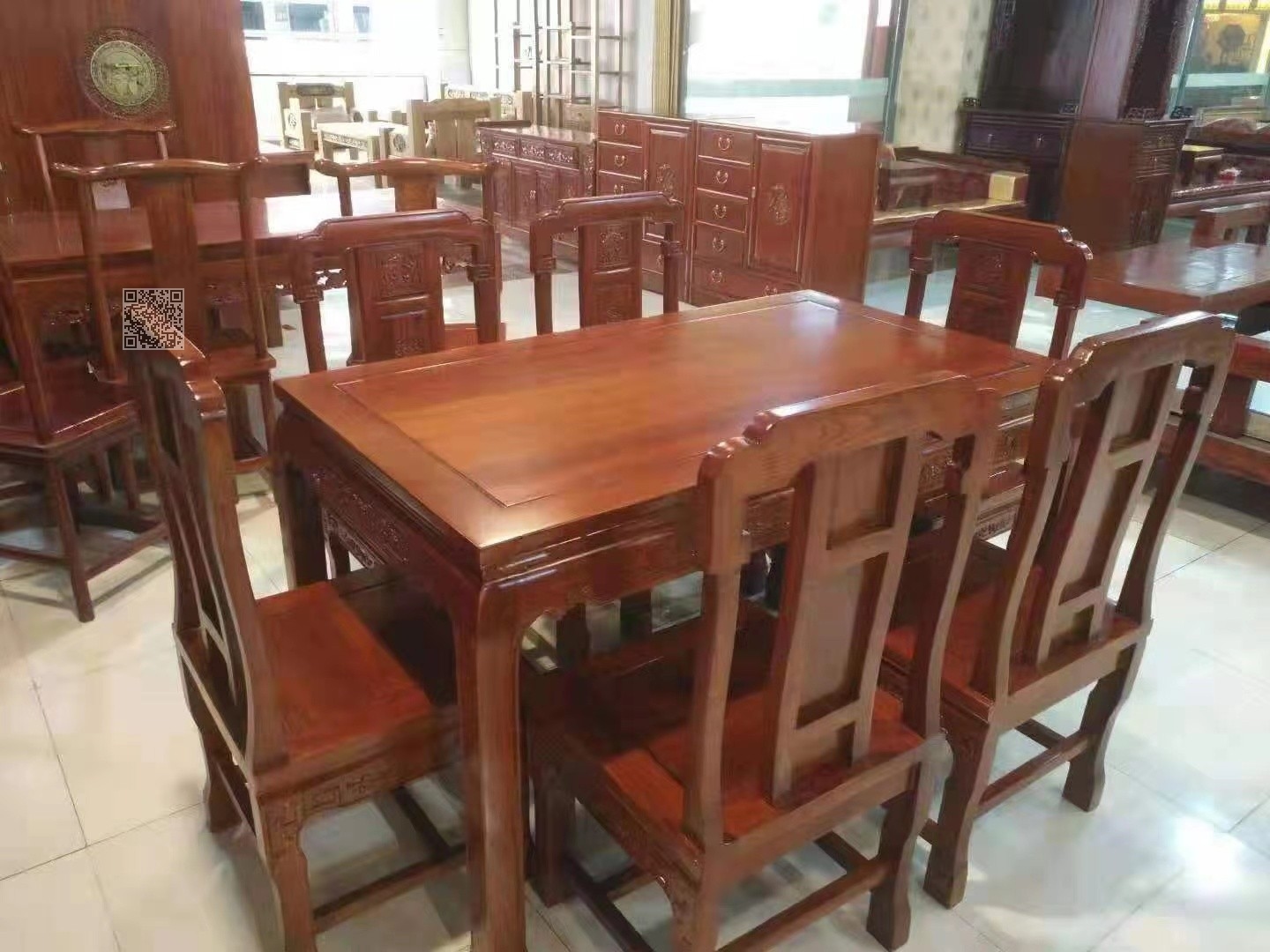 15   餐桌椅
