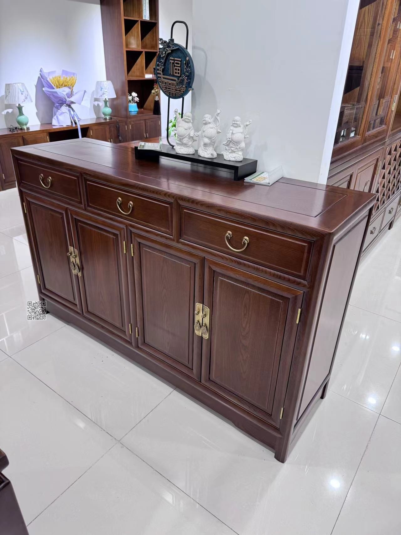 三屉四门餐边柜