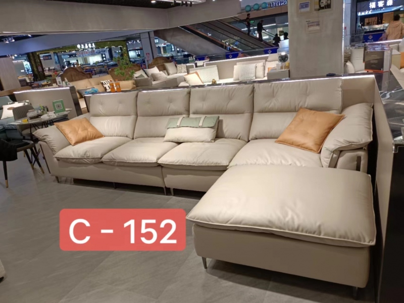 C-152 沙发