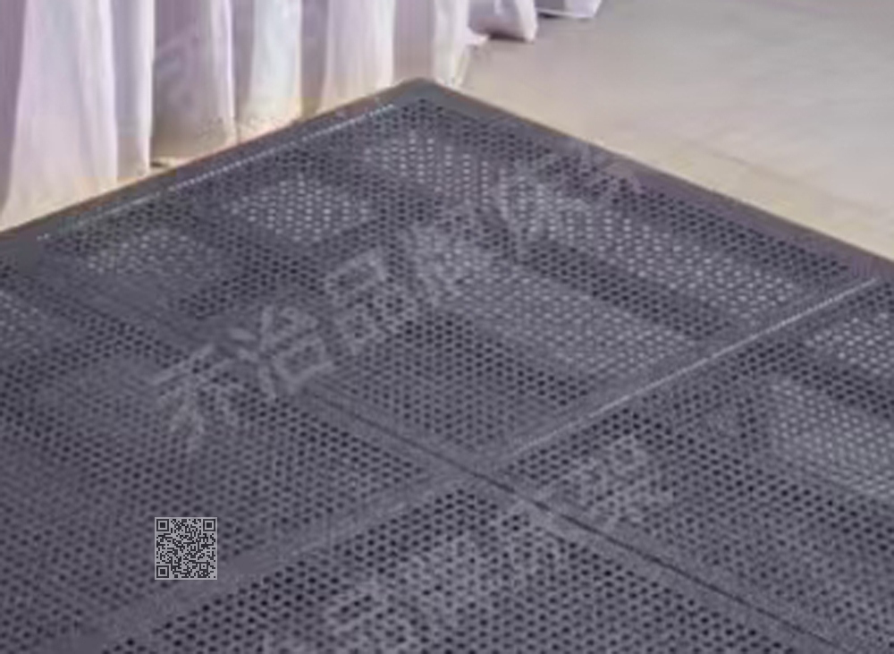 18 床架