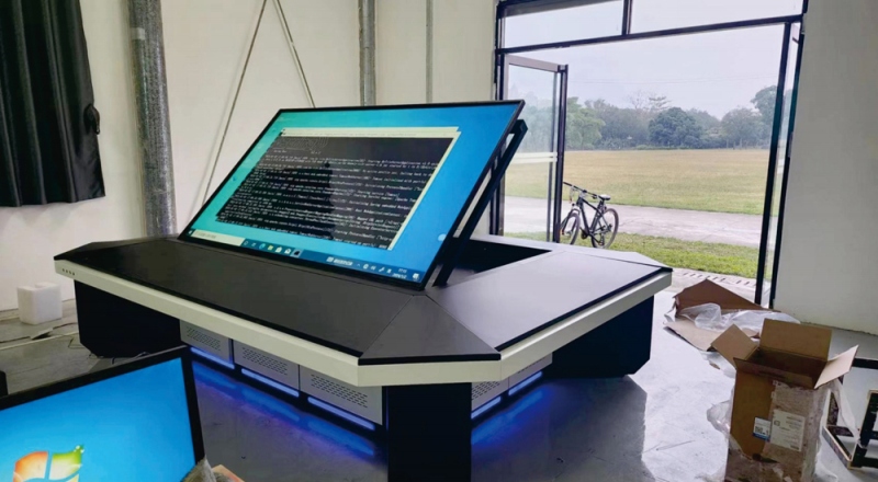 广西贵港某作战指挥室项目<98寸电子沙盘>