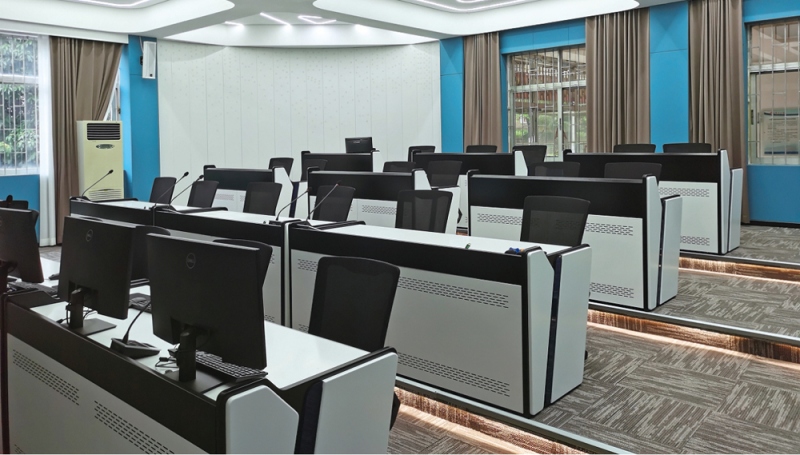 福建厦门集美大学项目<多媒体讲台+操作台>