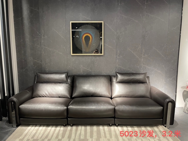 5023皮沙发