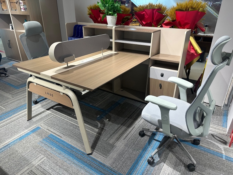 开放式员工位36