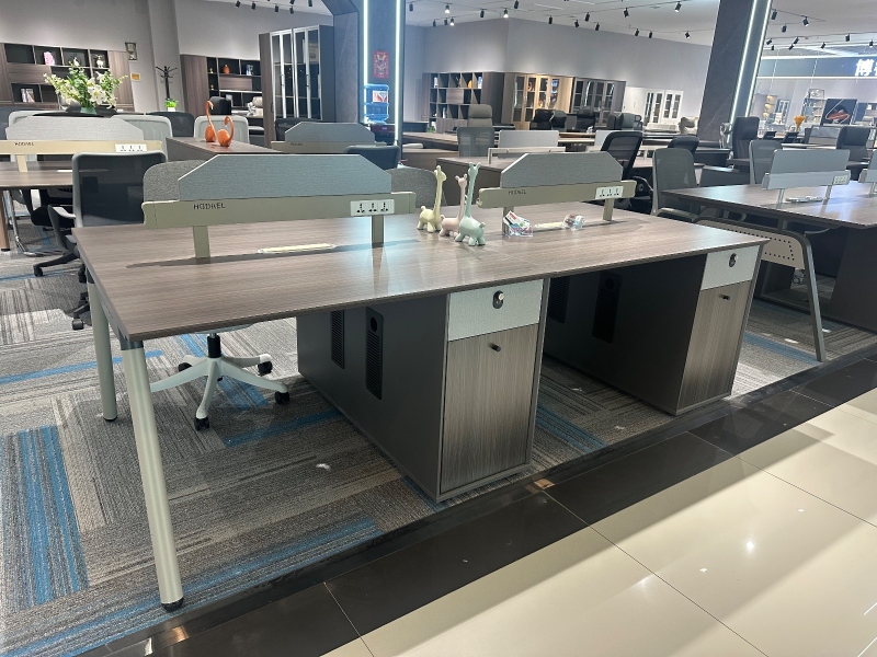 开放式员工位46