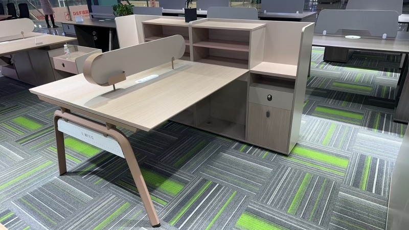 开放式员工位55