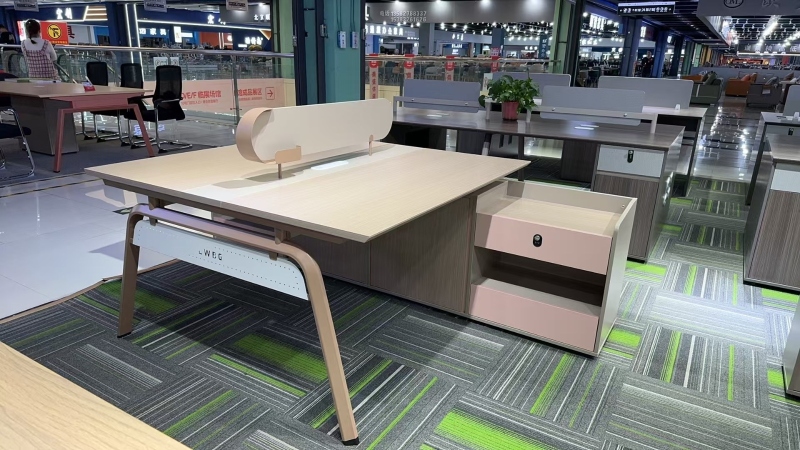 开放式员工位56