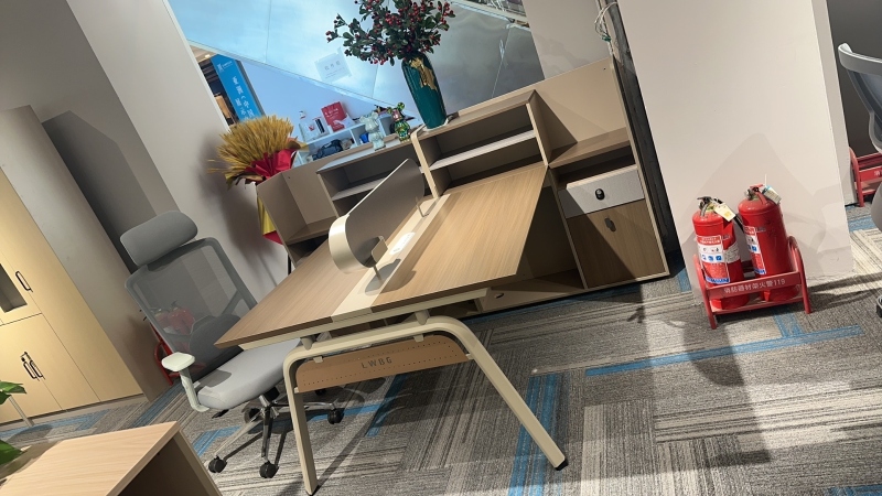 开放式员工位60
