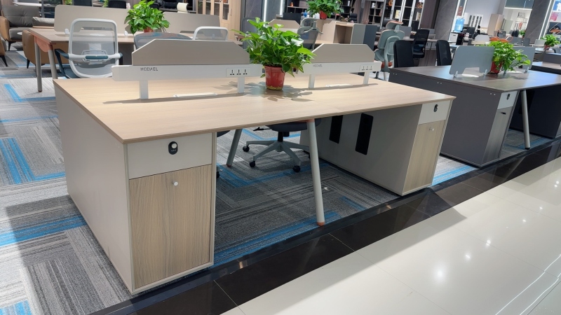 开放式员工位64