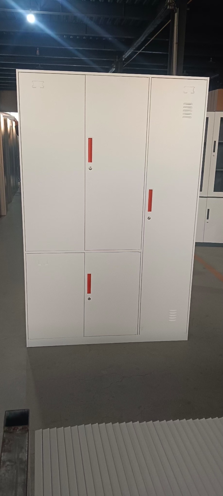 铁柜12