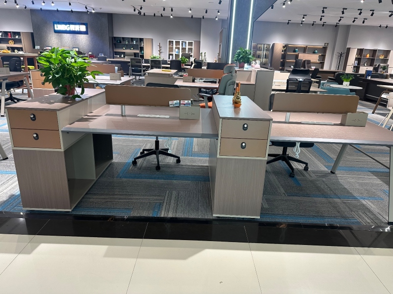 开放式员工位77