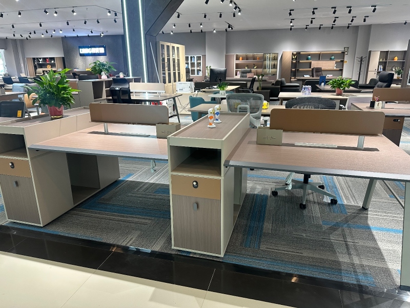 开放式员工位78