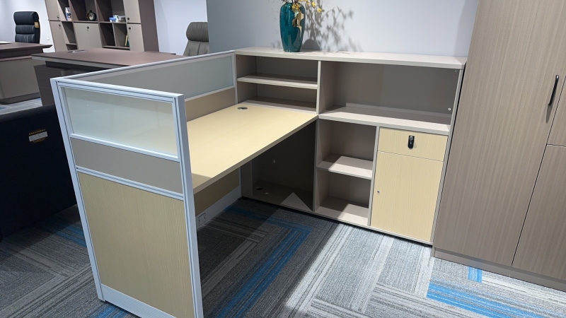 开放式员工位85