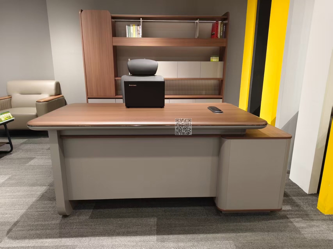 班台 UHY-D0318 班台 UHY-D0318