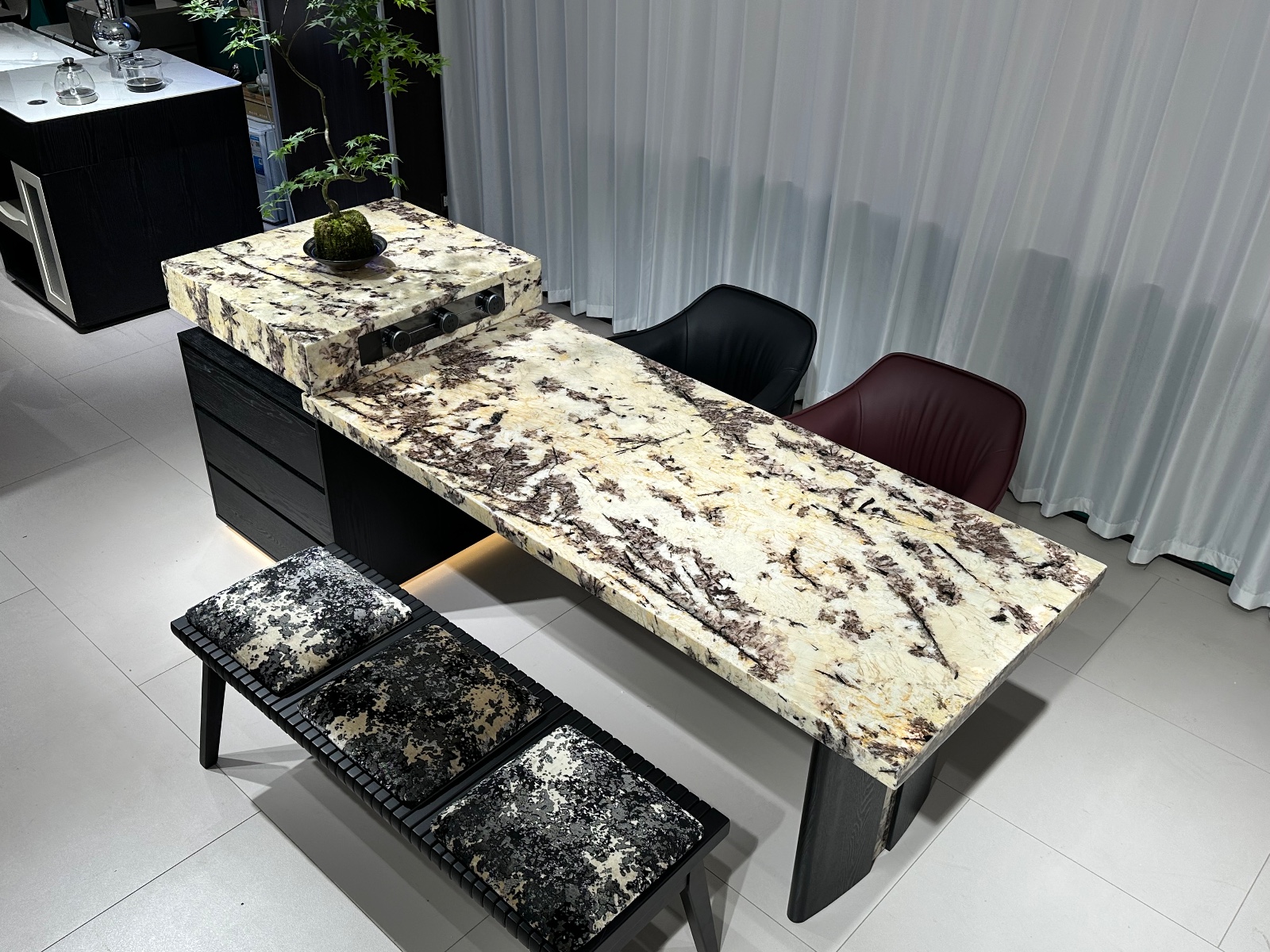 L26岛台（金枝玉叶天然发光奢石）